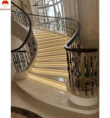 Moderno Anti-deslizante Beige de mármol Waterjet escalones y pisos para villas escalera en espiral
