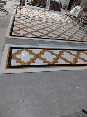 Alfombra de chorro de agua de mármol blanco y amarillo en estilo de diseño moderno para la villa del salón