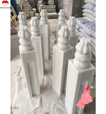 Diseño de balaustradas de barandillas de piedra de buen mármol para el porche y el balcón Condiciones de entrega FOB/CNF