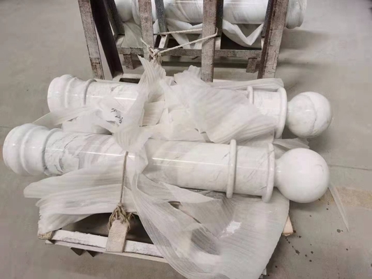Diseño de balaustradas de barandillas de piedra de buen mármol para el porche y el balcón Condiciones de entrega FOB/CNF