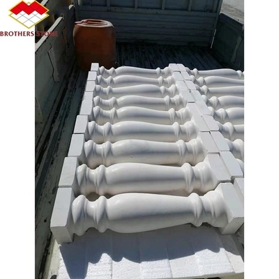 Escalera de mármol de lujo personalizada columna de guarnición para diseño de interiores de estilo villa