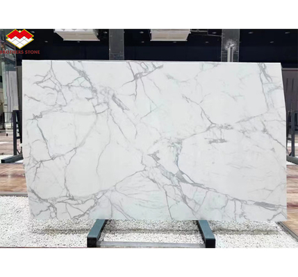 Estatuario natural pulido de mármol blanco Gran losa para pisos y paredes italianas