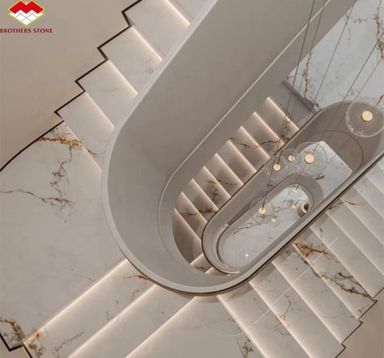 Escaleras de piedra artificial antiderrapante brillantes azulejos para escaleras rectas interiores de diseño moderno