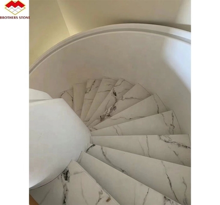 Escaleras rectas no resbaladizas pisadas de escaleras con piedra sinterizada grandes losas de stock especial