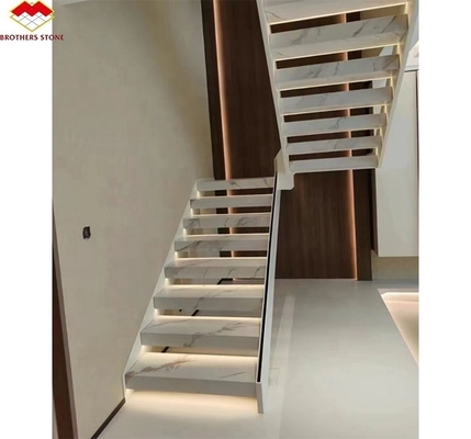 Escalera recta de diseño moderno Escalera de mármol artificial de lujo personalizada