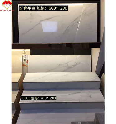 Absorción de agua de aproximadamente 0.12% Moderno porcelana vidriada de escaleras de azulejos para escaleras