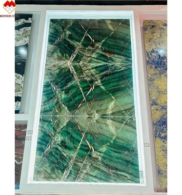 Revestimiento de la superficie de resina pulido, etc. acabado de pared de cuarcita verde panel de pared verde losa verde
