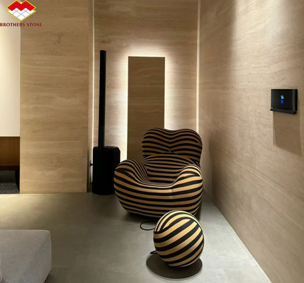 Material moderno Travertino beige con piedra natural bien pulida para azulejos de revestimiento de paredes