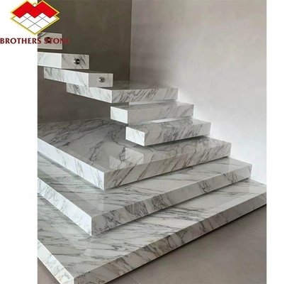Escaleras de mármol blanco pulidas modernas azulejos de piedra natural cortada a medida para diseño de interiores