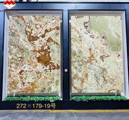 Panel retroiluminado de mármol de ónix verde para diseño gráfico moderno y decoración de paredes