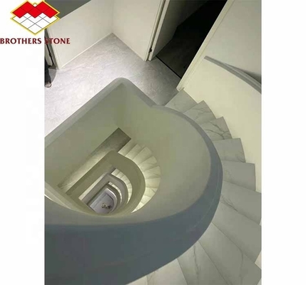 Escaleras cortadas a medida de mármol afilado de gran tamaño para diseño de interiores de hogar