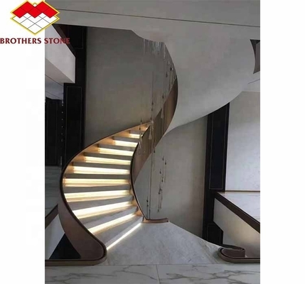 Escalera de mármol interior del hotel con diseño curvo en espiral moderno y opción de corte a medida