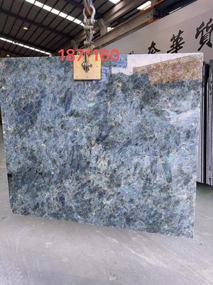 Gran pizarra pulida brillante de labradorita azul de granito encimera y diseño de la mesa de la isla