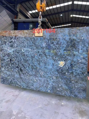 Gran pizarra pulida brillante de labradorita azul de granito encimera y diseño de la mesa de la isla