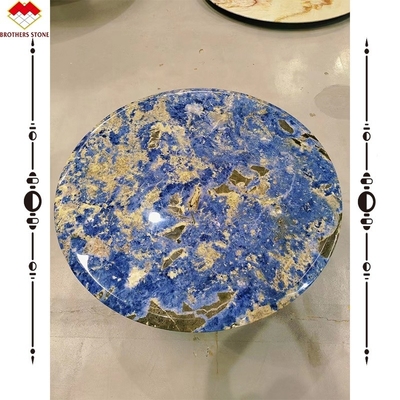 Tabla de comedor moderna de mármol de calcita con cuenca de piedra azul boliviana translúcida