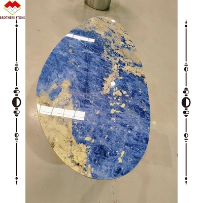 Tabla de comedor moderna de mármol de calcita con cuenca de piedra azul boliviana translúcida