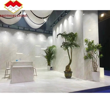 Solución de diseño gráfico de hoja de mármol de ónix blanco real moderna cortada a medida para panel de pared y conjunto de mesa de comedor