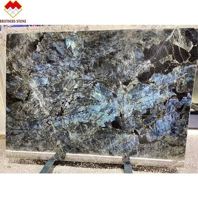 Larga losa de lujo esmeralda azul ónix mármol de Brasil para la mesa de cena transparente