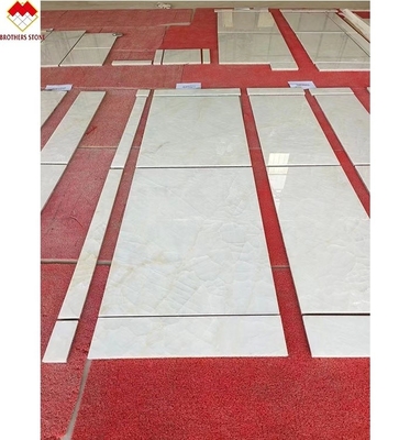 Translúcidas de hielo grieta pulido acabado blanco de ónix azulejos de mármol 30 * 60cm para las paredes de la villa