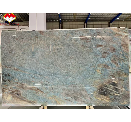 Piedra de lujo azul de Amazonía con superficie pulida