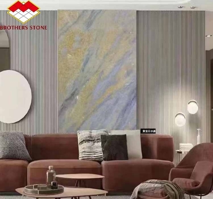 Mejorar su salón de escaleras con 20 mm de hielo azul de ónix veneer de piedra y luz de fondo