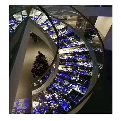 Interior estilo de diseño moderno multicolor ónix de madera venosa escaleras de mármol con barandilla de vidrio
