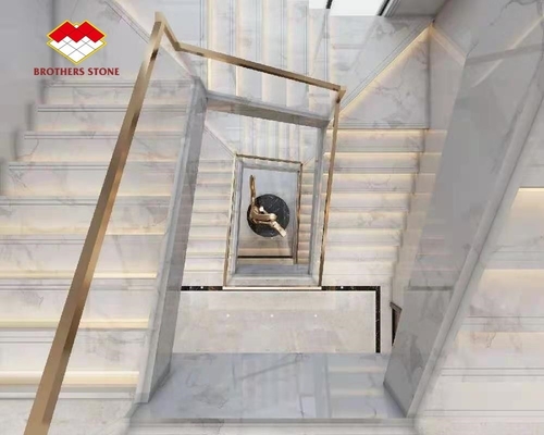 Capa de escalera de piedra natural de mármol interior con tamaño personalizado y característica antideslizante