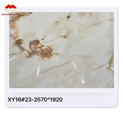 Lámina de piedra de mármol de ónix blanco pulido La elección perfecta para azulejos de baño de lujo