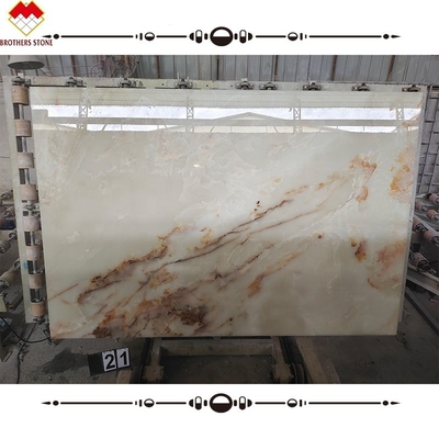 Placa de piedra de ónix blanco natural pulida para suelos y paredes lujosos