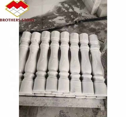 Superficie pulida Columna de manivela terminada para decoraciones del hogar en mármol blanco de Guangxi