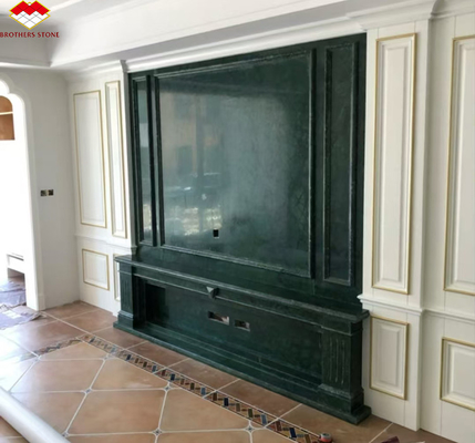 El color verde oscuro indio, el ónix, la piedra de jade, la losa de mármol verde, una elección impresionante para la decoración del hogar.