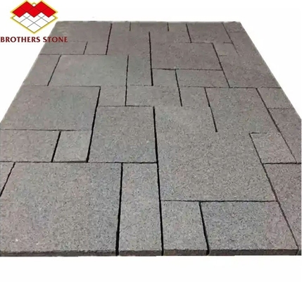 Piedras de pavimento naturales Granito chino cortado a medida para parques modernos al aire libre en Yunfu