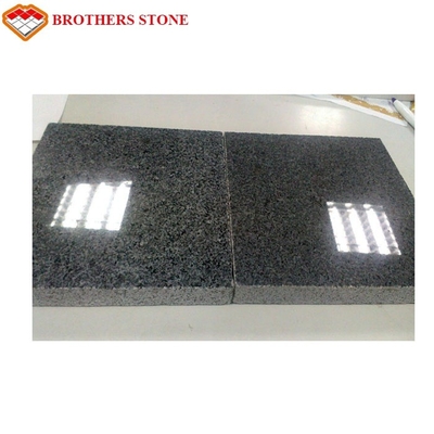 Baldosas de piedra naturales de la piedra del gris G654 para la decoración interior y al aire libre