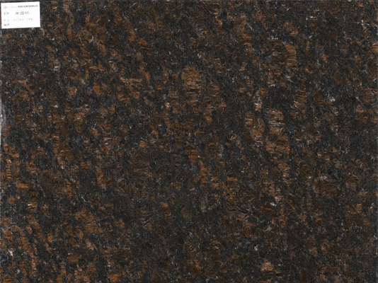 Mpa 14,5 Tan Brown Granite Stone Tiles natural para los pasos