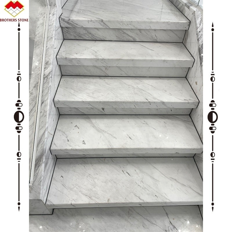 Fácil de instalar Escalera de mármol de piedra blanca de lujo Volakas para la decoración del hotel