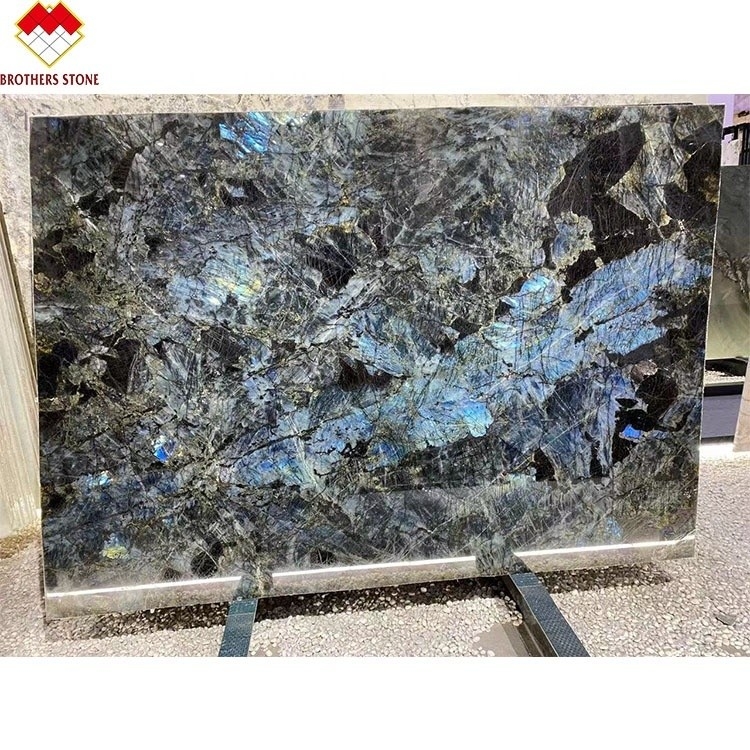 Larga losa de lujo esmeralda azul ónix mármol de Brasil para la mesa de cena transparente