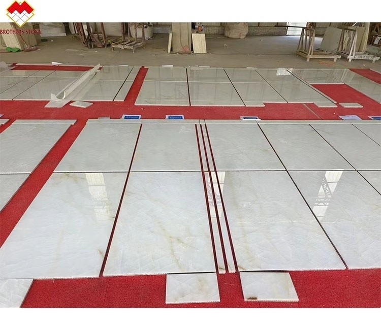Translúcidas de hielo grieta pulido acabado blanco de ónix azulejos de mármol 30 * 60cm para las paredes de la villa