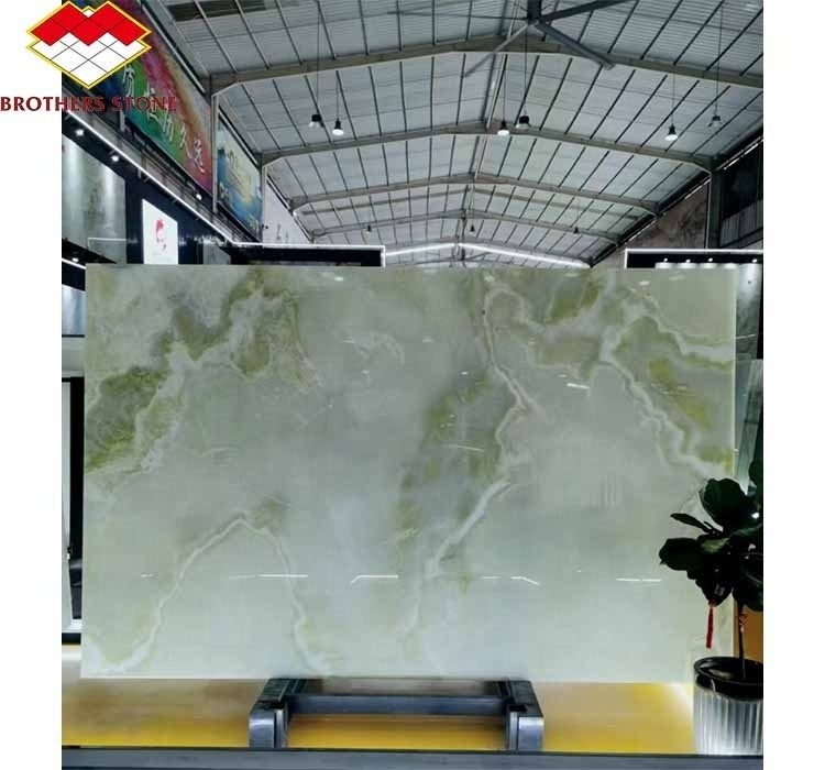 Modernas pizarras de piedra de ónix verde afgano para la decoración de la sala de estar y el comedor del hotel